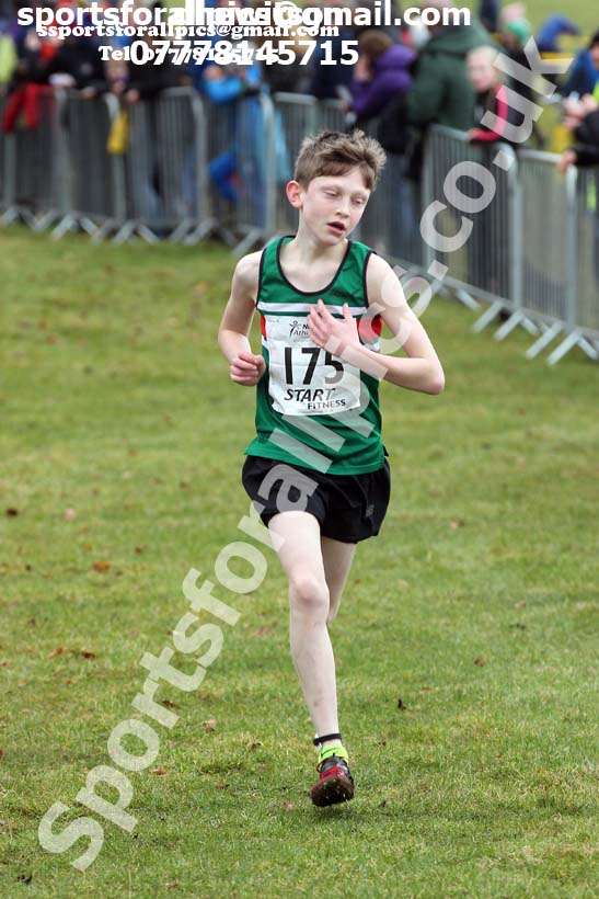 Boys under-13s Northern Cross Country Champs., Camp Hill Estate, Kirklington.  Photo: David T. Hewitson/Sports for All Pics